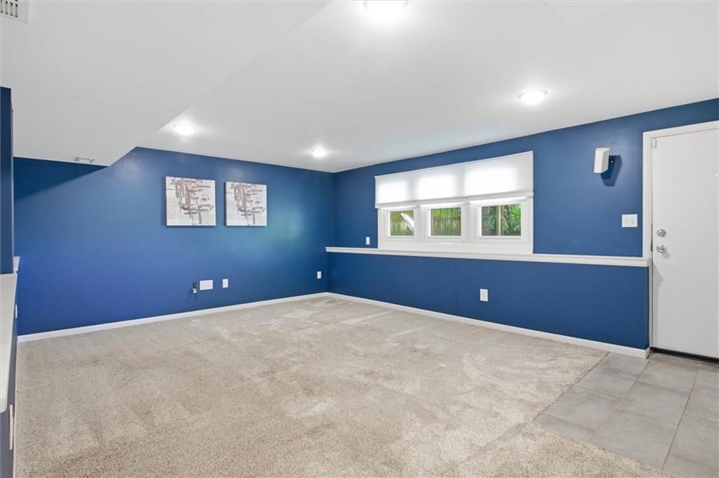 837 W 22nd Street — photo 18