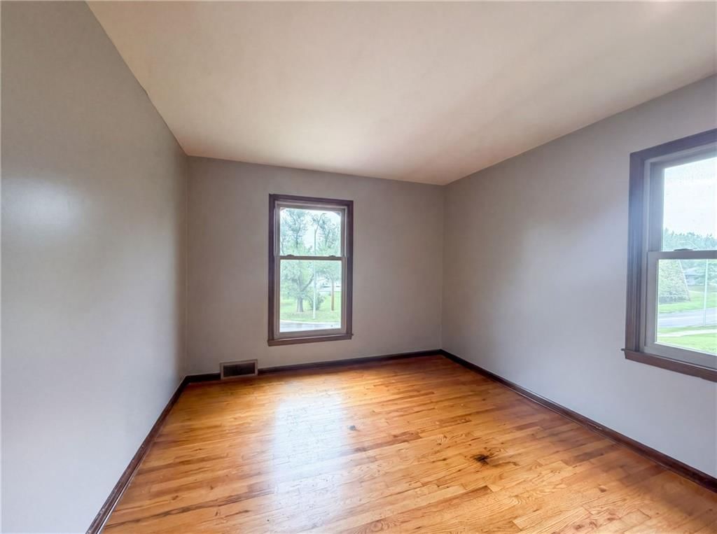 6916 N Overland Drive — photo 12