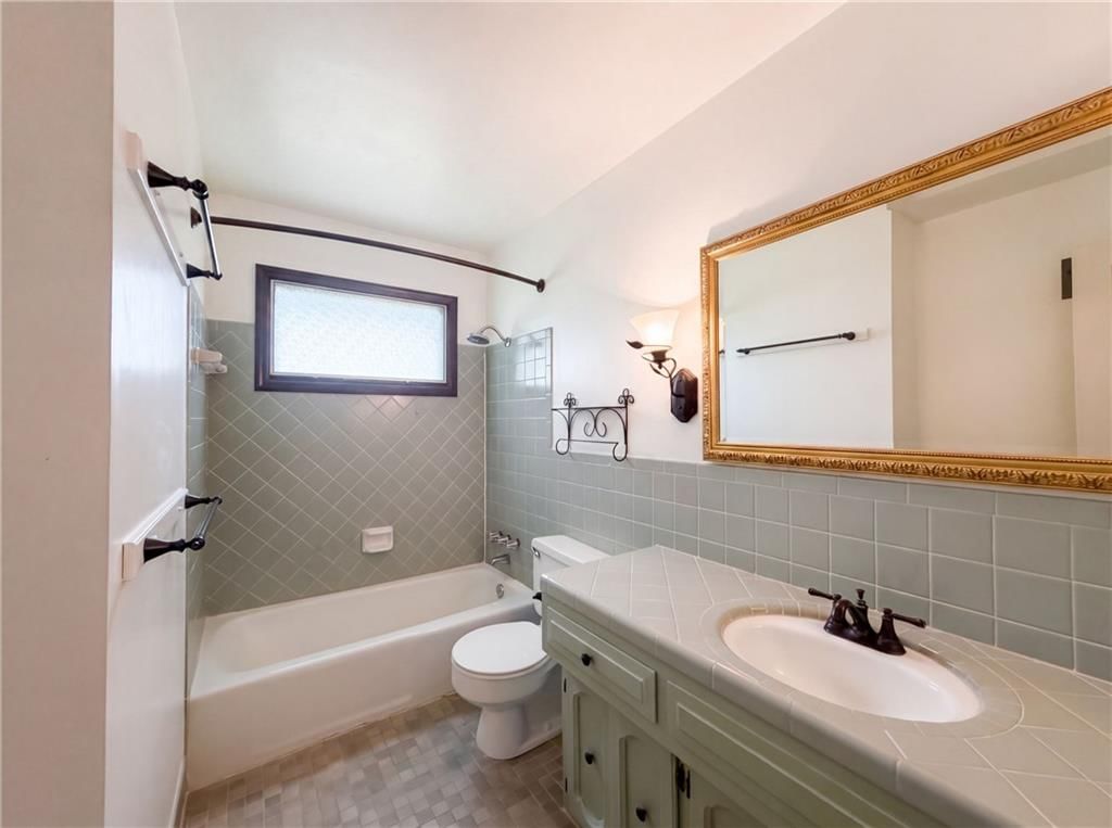 6916 N Overland Drive — photo 13