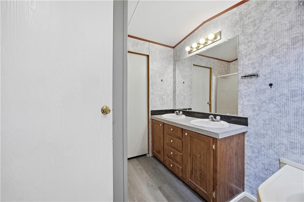 205 W Olive Street — photo 16