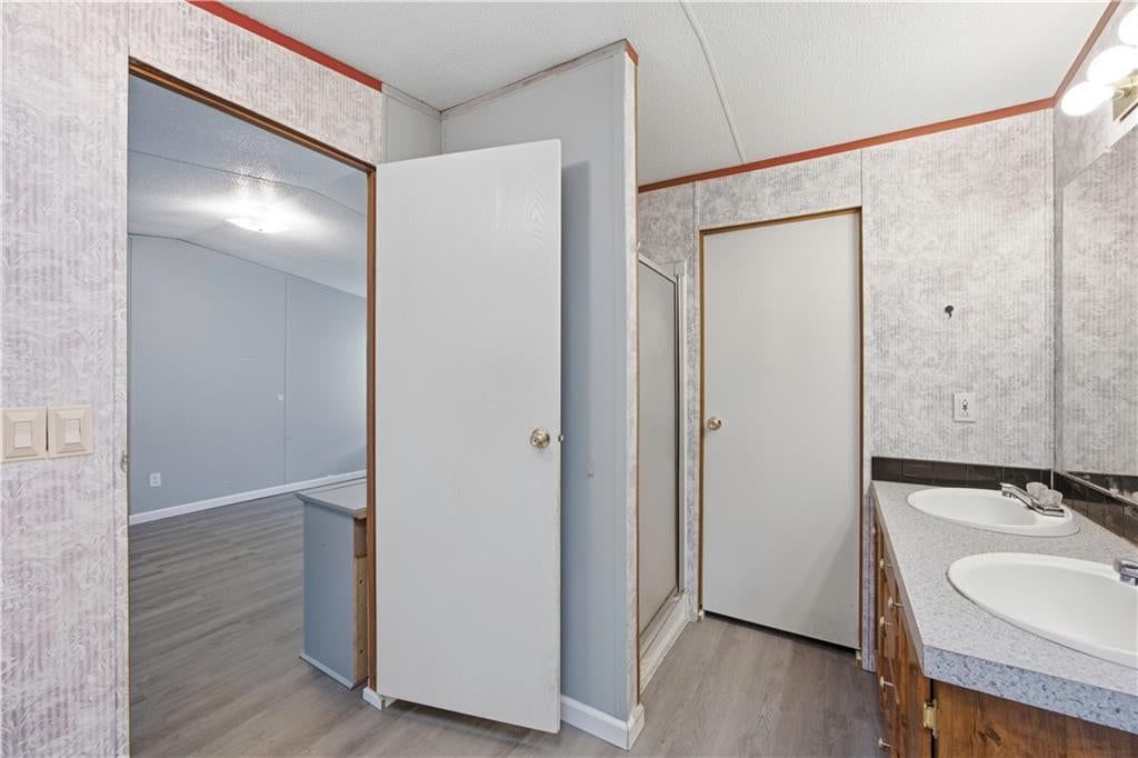 205 W Olive Street — photo 17