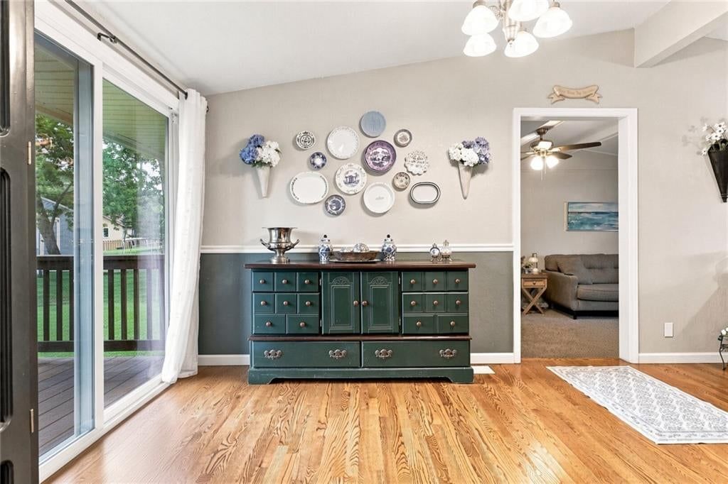 1044 HIGHLAND Drive — photo 10