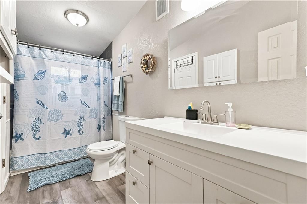 1044 HIGHLAND Drive — photo 13