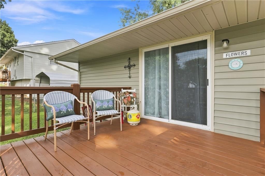 1044 HIGHLAND Drive — photo 23