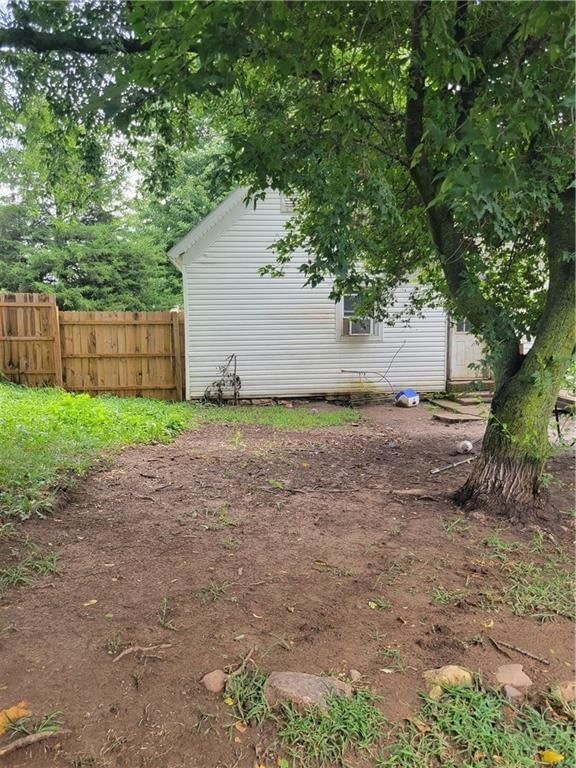 206 Willis Street — photo 14
