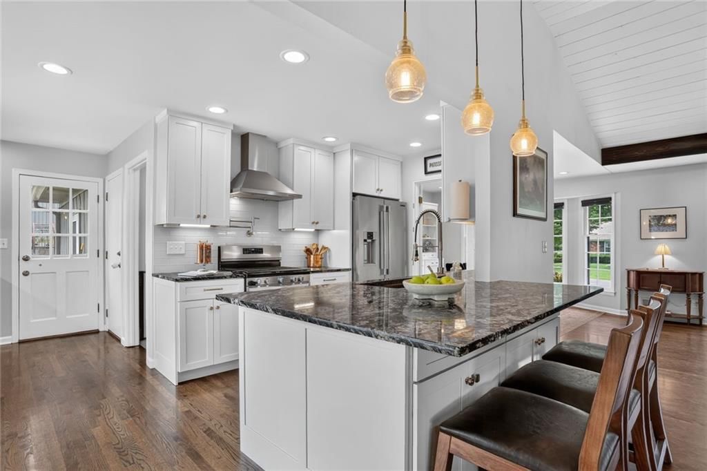 5701 W 84th Terrace — photo 10