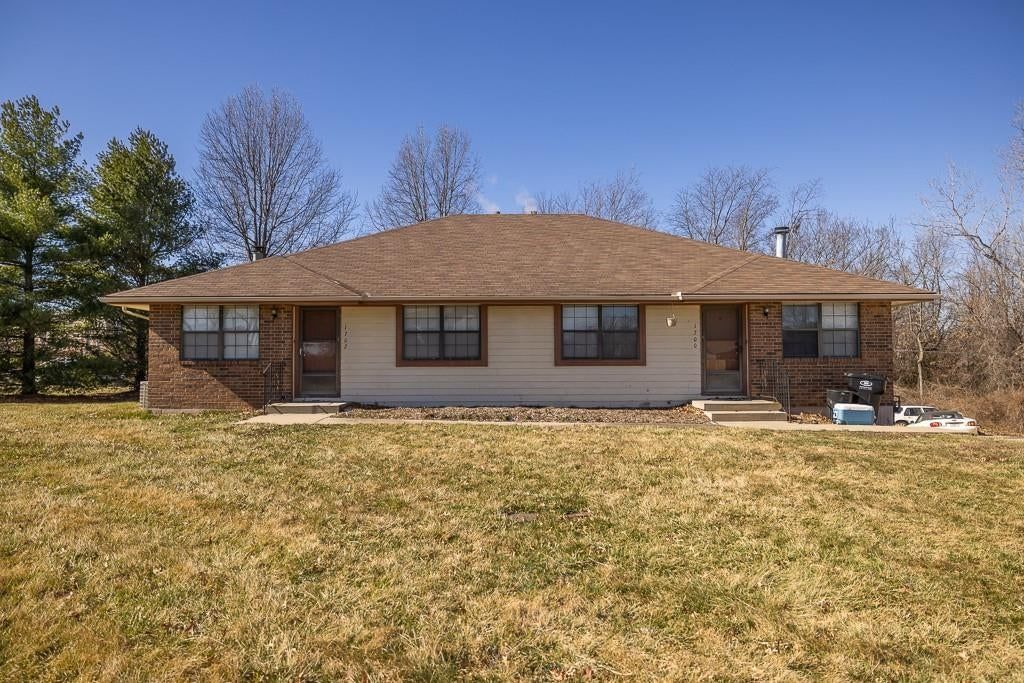 1700 & 1702 S Swope Drive — photo 1