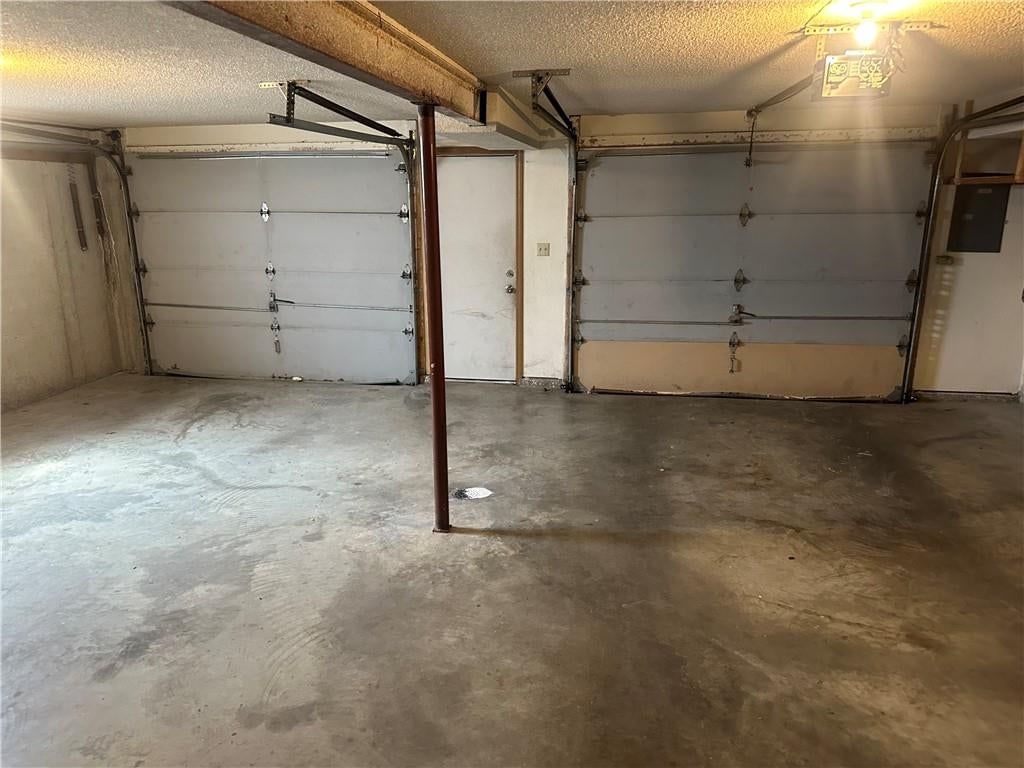 1700 & 1702 S Swope Drive — photo 27