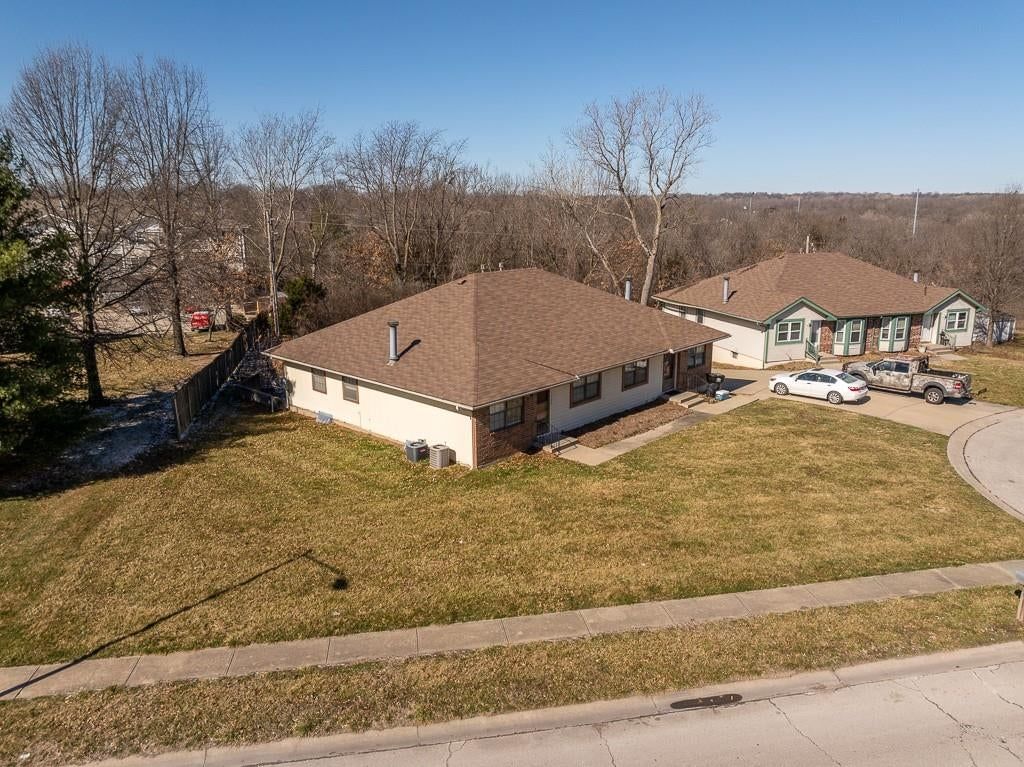 1700 & 1702 S Swope Drive — photo 30