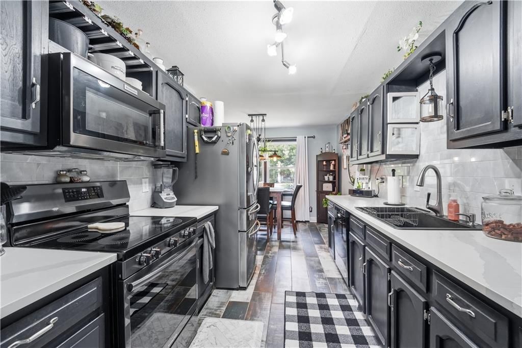 914 Gregory Street — photo 20