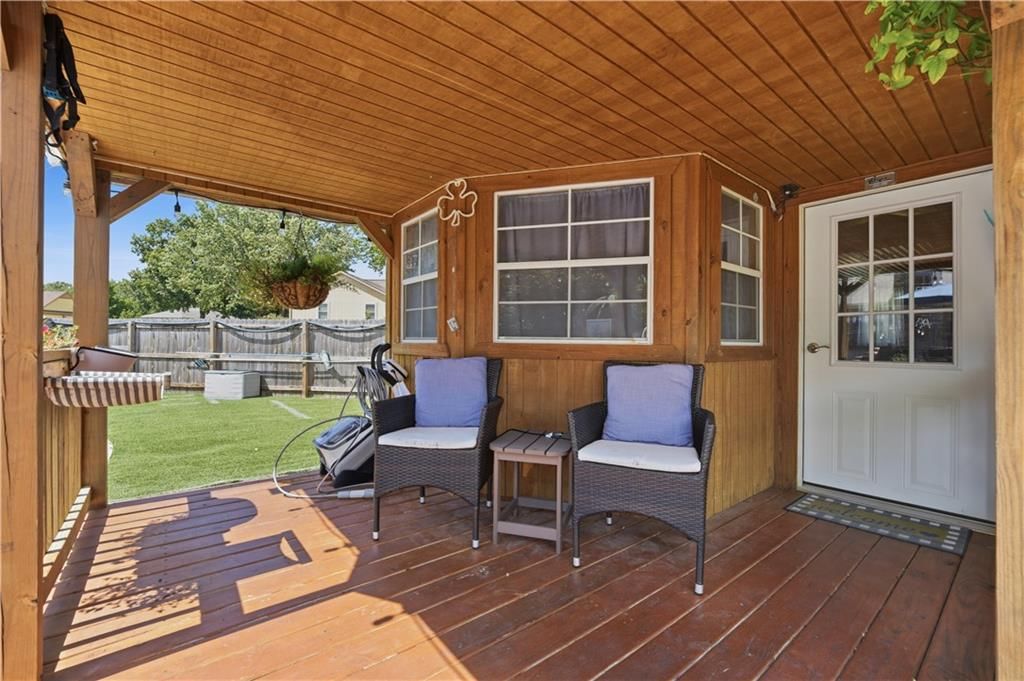 914 Gregory Street — photo 37