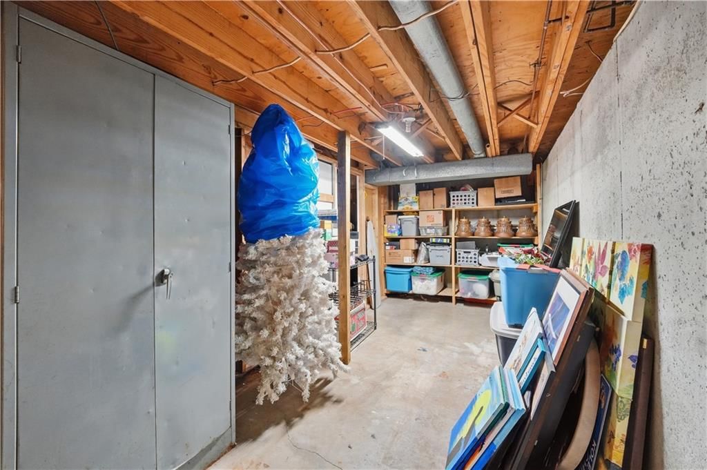 914 Gregory Street — photo 47
