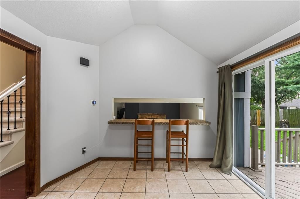 8216 NW Delta Drive — photo 15