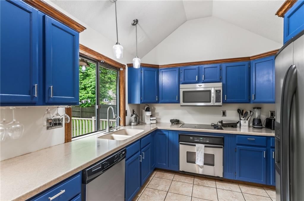 8216 NW Delta Drive — photo 17