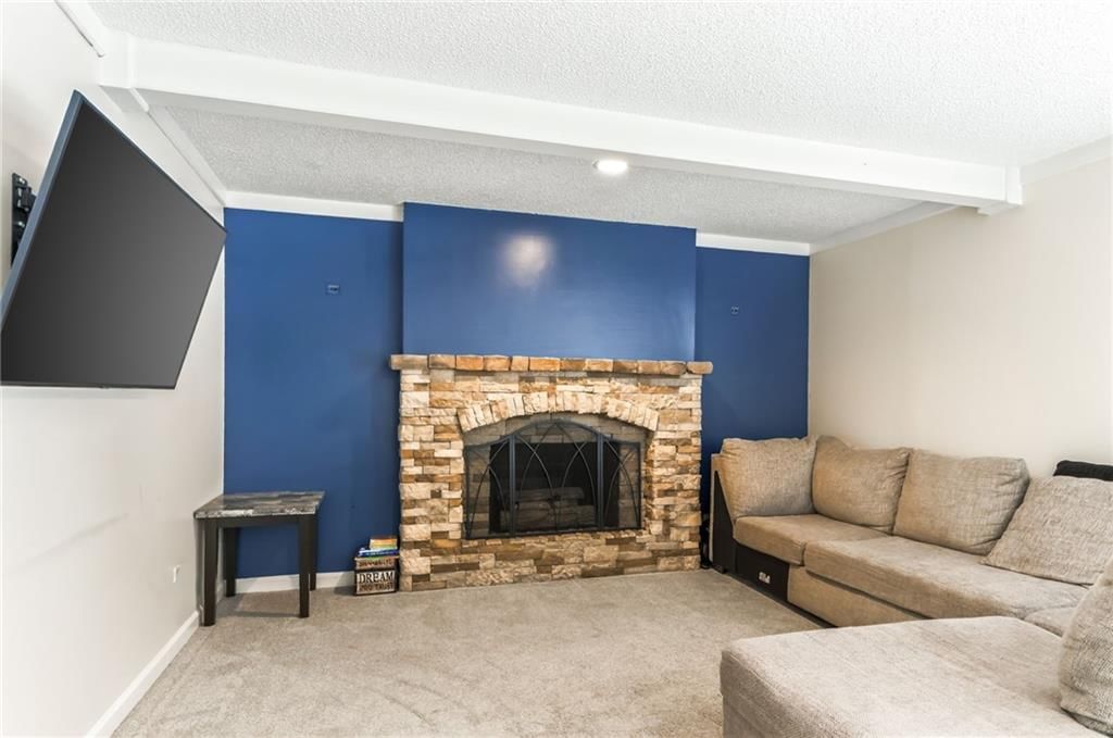 8216 NW Delta Drive — photo 28