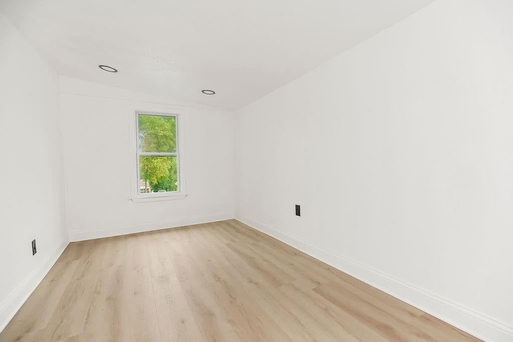 3455 7th Street — photo 22