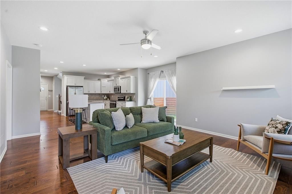 10906 W 115th Street — photo 16