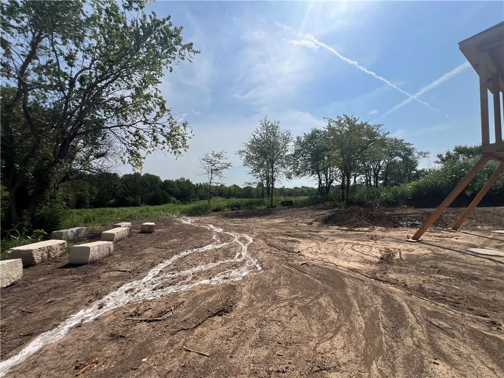 21401 Twin Oaks Parkway — photo 8
