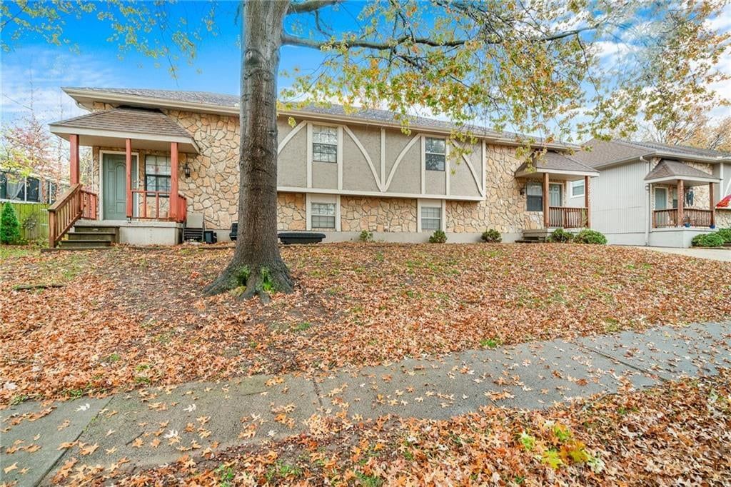 2825 Tepee Avenue — photo 3