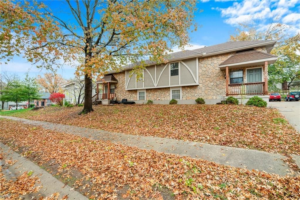 2825 Tepee Avenue — photo 4
