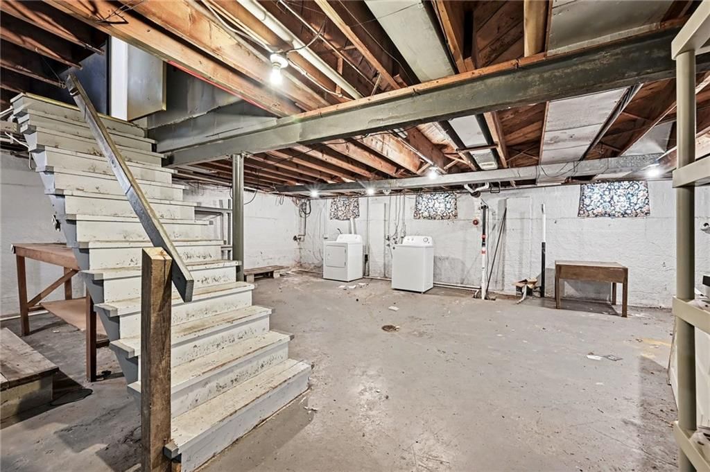 2449 S 49th Terrace — photo 12