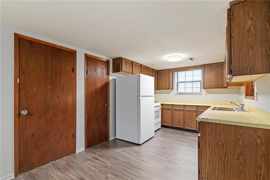 2829 Tepee Avenue — photo 10