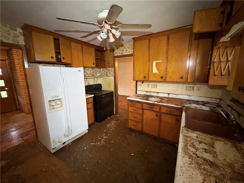 5049 N Brighton Avenue — photo 7