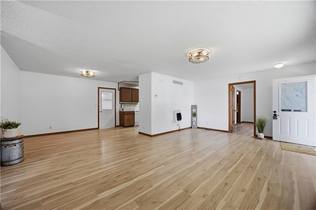 324 N 8th Street — photo 7