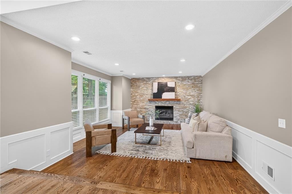 9109 W 126th Terrace — photo 4