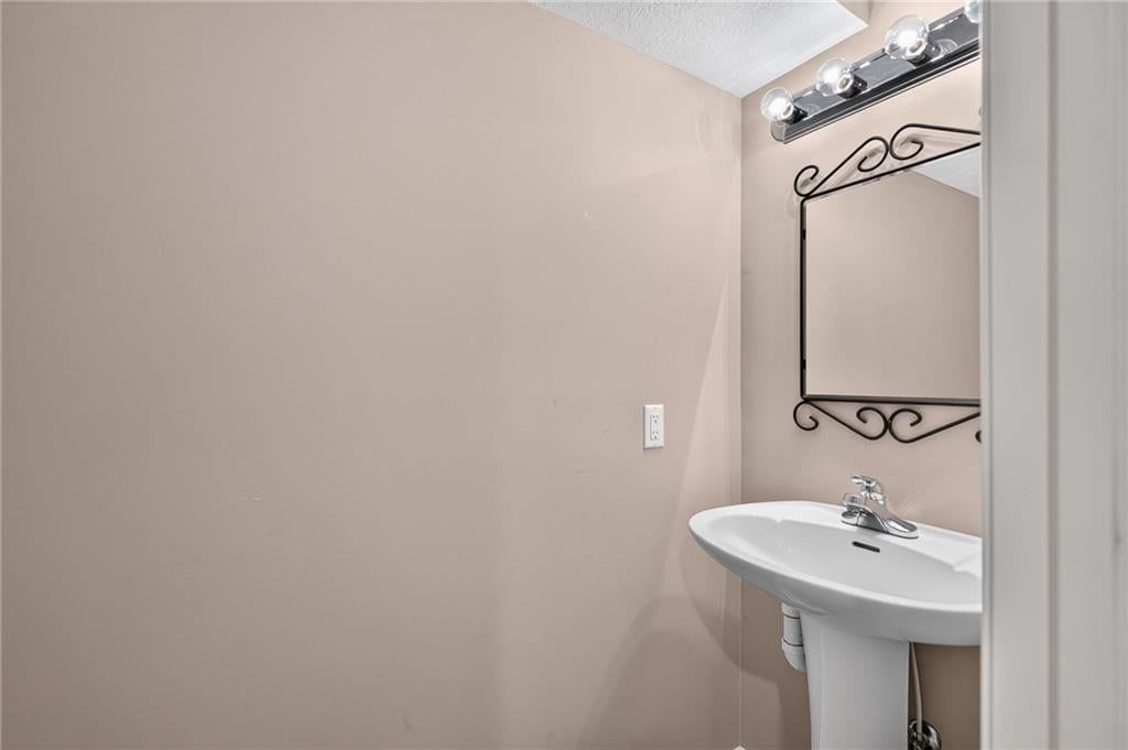 9109 W 126th Terrace — photo 42