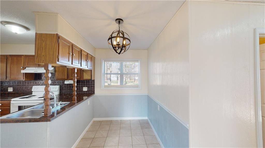 1235 N Ash Street — photo 4