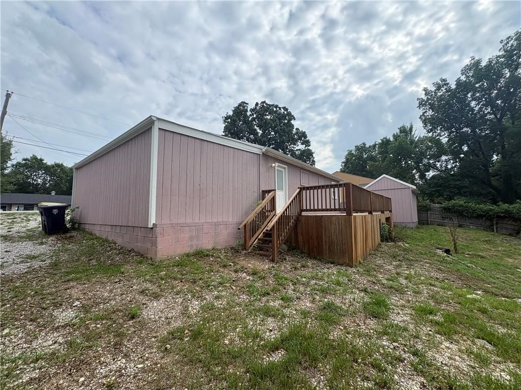 9122 Askew Avenue — photo 3