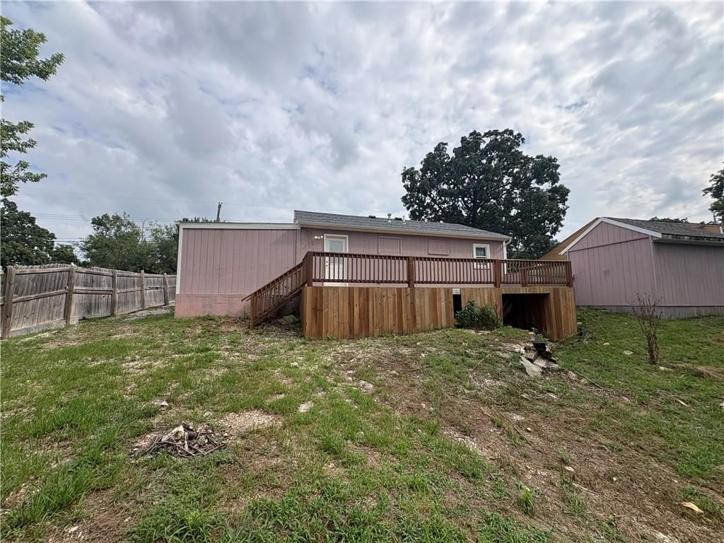 9122 Askew Avenue — photo 4
