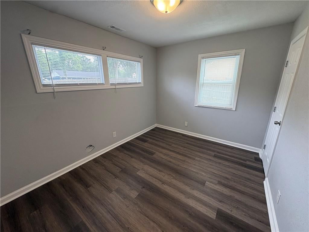 9122 Askew Avenue — photo 15