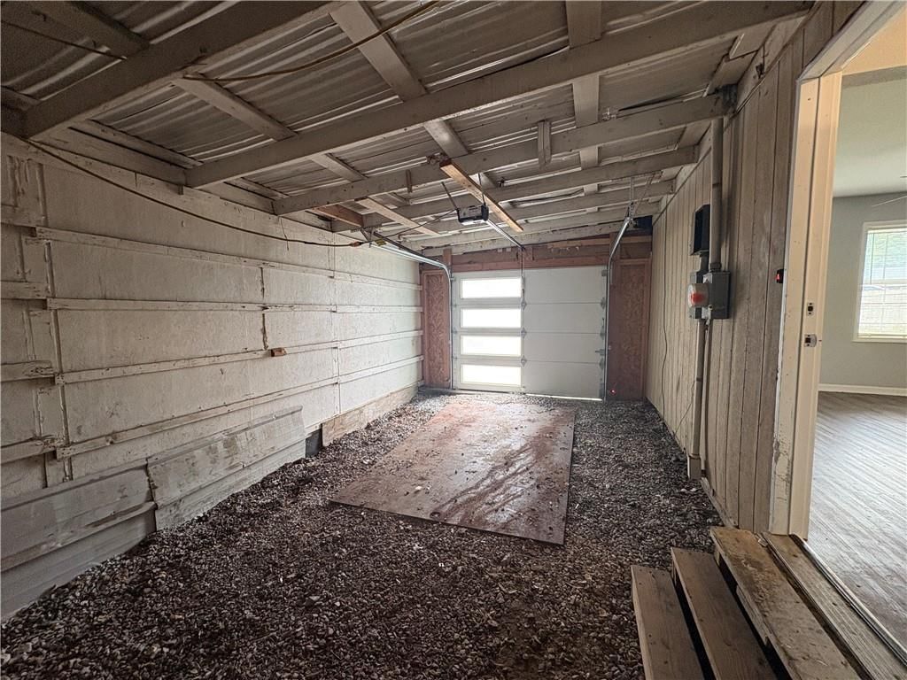 9122 Askew Avenue — photo 17