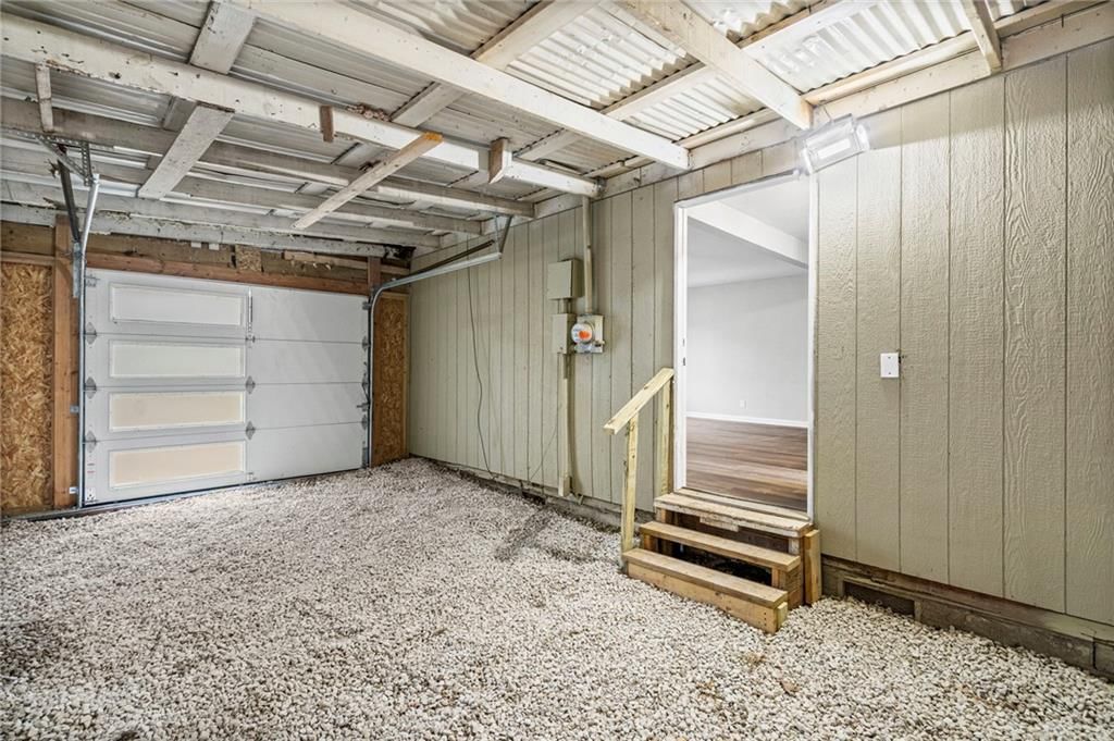 Attached garage at 9122 Askew Avenue, Kansas City, MO 64132