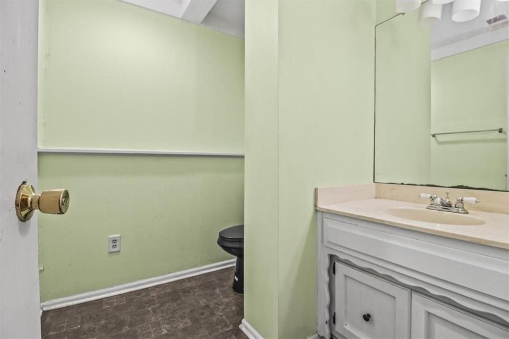 12101 E 60th Terrace — photo 22