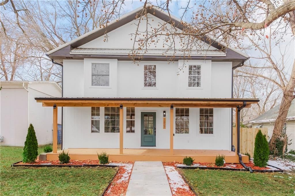 1327 New Jersey Street — photo 1