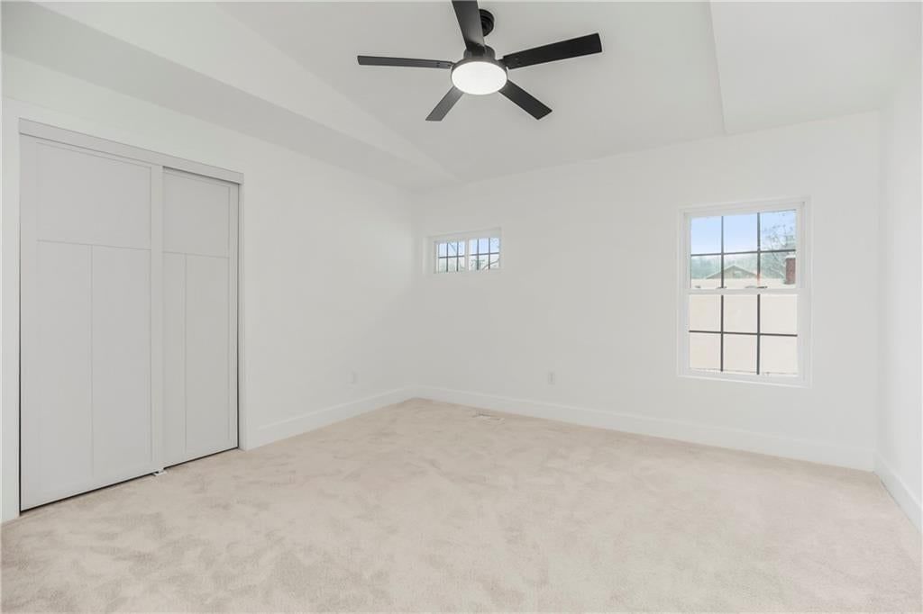 1327 New Jersey Street — photo 15