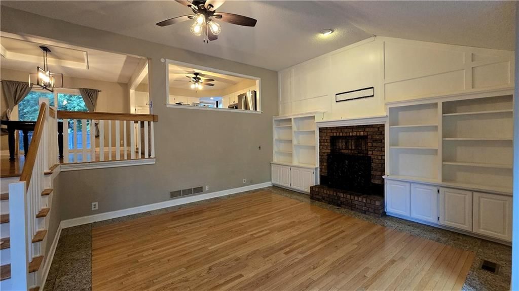11030 Rene Street — photo 4