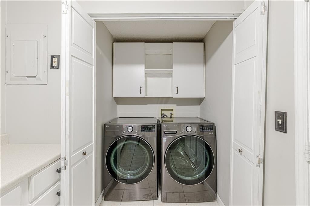11030 Rene Street — photo 30
