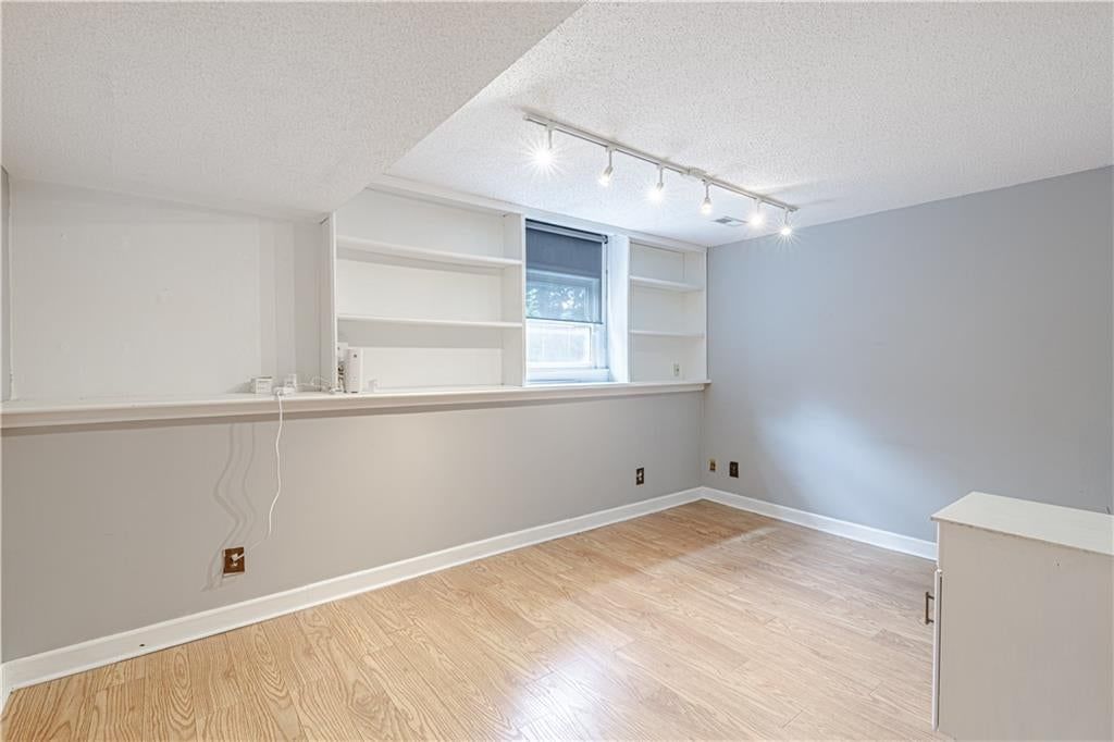 11030 Rene Street — photo 31