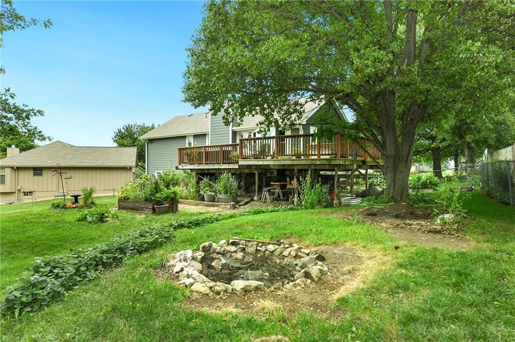 906 Fairview Circle — photo 8