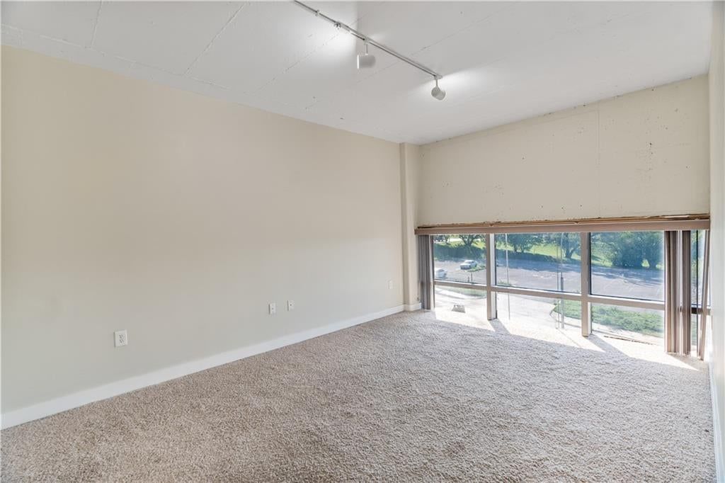 600 E Admiral Blvd Boulevard — photo 12