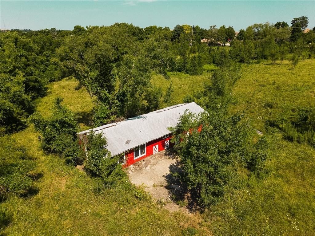 Photo 10 of 11 - LOT 4 ELYSIUM F ALDEN Road, Shawnee, KS 66216