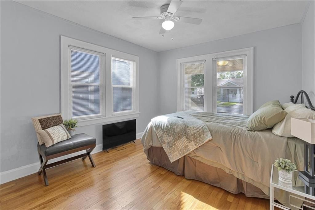 824 E 23rd Avenue — photo 26