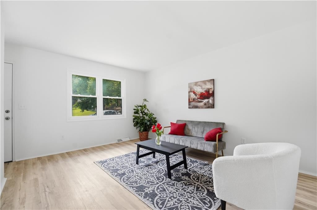 5520 NE 59th Terrace — photo 5