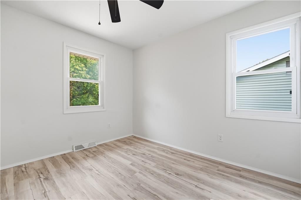 5520 NE 59th Terrace — photo 12