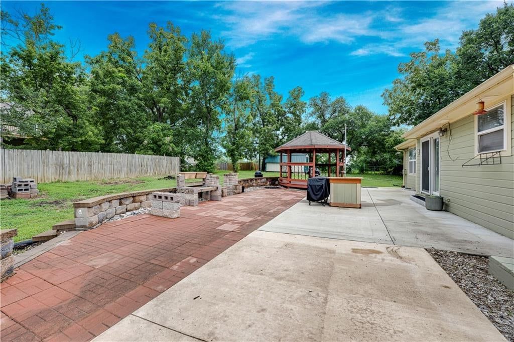 13710 Barber Avenue — photo 28
