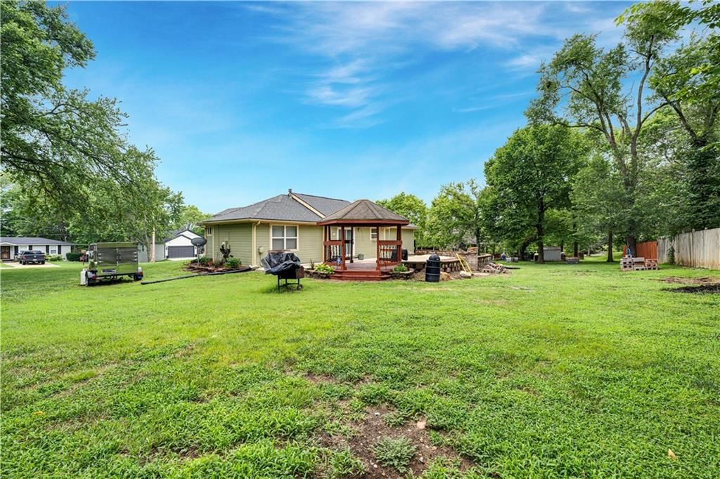 13710 Barber Avenue — photo 30